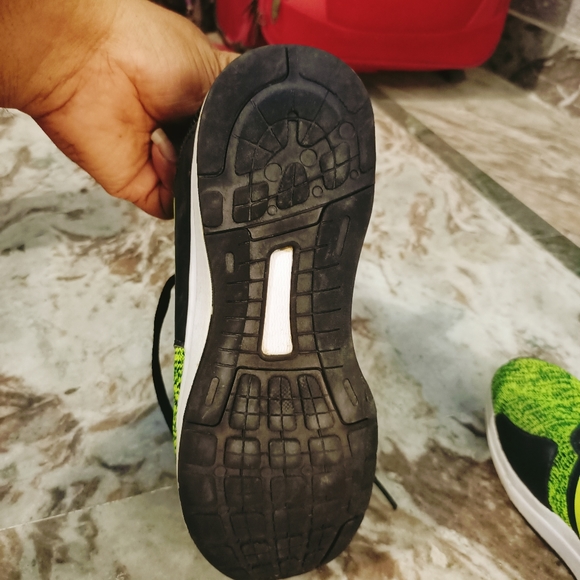 Adidas - Picture 8 of 10